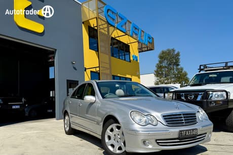 2005 Mercedes-Benz C200 Sedan Kompressor Classic