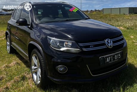Black 2015 Volkswagen Tiguan Wagon 155 Tsi R-Line (4X4)