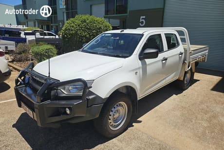 White 2020 Isuzu D-MAX Crew Cab Chassis Sx (4X4)