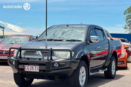 Black 2013 Mitsubishi Triton Double Cab Utility Glx-R (4X4)