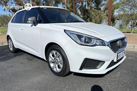 White 2023 MG MG3 Hatchback Core