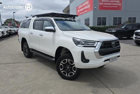 White 2021 Toyota Hilux Ute Tray SR5