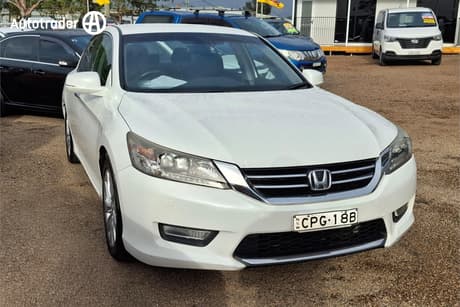 White 2013 Honda Accord Sedan Vti-S