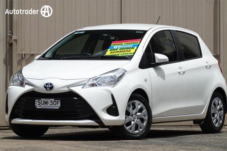 White 2018 Toyota Yaris Hatchback Ascent