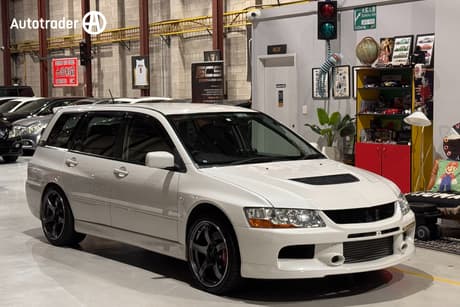 White 2005 Mitsubishi Lancer Wagon EVOLUTION IX