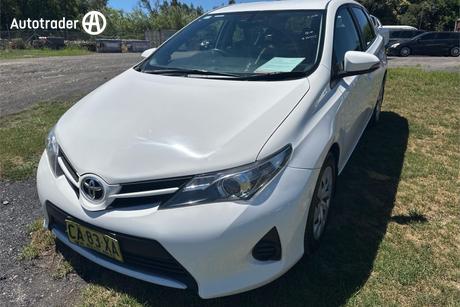 White 2014 Toyota Corolla Hatchback Ascent
