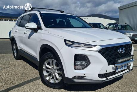 White 2019 Hyundai Santa FE Wagon Active Crdi (Awd)