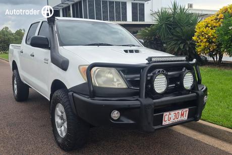 White 2005 Toyota Hilux Dual Cab Pick-up Sr (4X4)