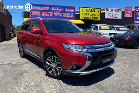Red 2017 Mitsubishi Outlander Wagon Ls 7 Seat (Awd)