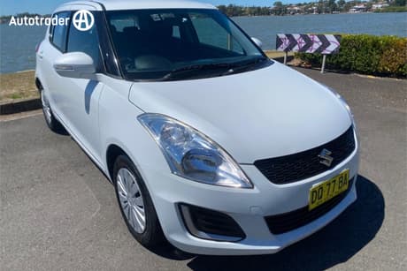 White 2014 Suzuki Swift Hatchback Gl