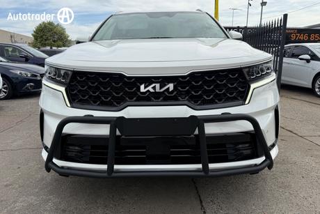 White 2022 Kia Sorento Wagon Sport 7 Seat