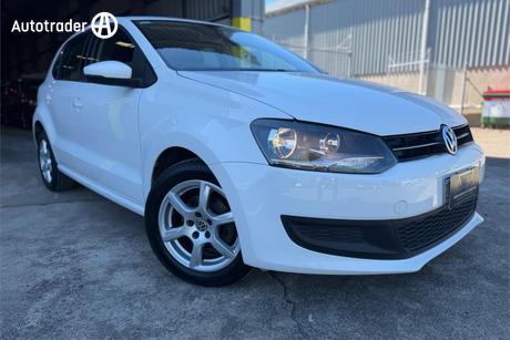 White 2014 Volkswagen Polo Hatchback 77 Tsi Comfortline