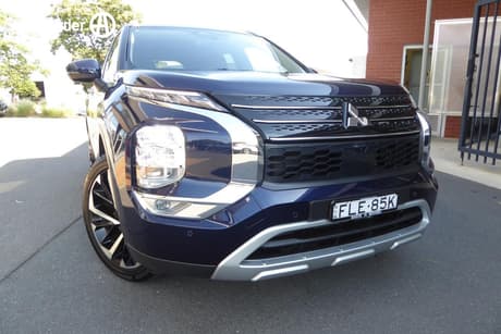 Blue 2024 Mitsubishi Outlander Wagon Aspire 7 Seat (2Wd)