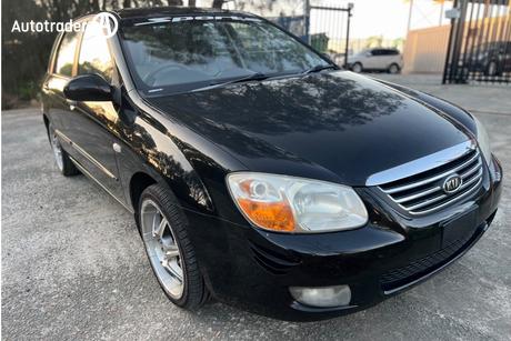 Black 2008 Kia Cerato Hatchback