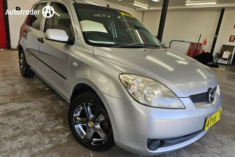 Silver 2006 Mazda 2 Hatchback Neo
