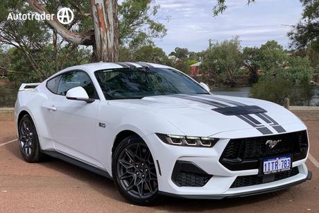 White 2025 Ford Mustang Fastback Gt 5.0 V8