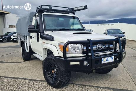 White 2014 Toyota Landcruiser Cab Chassis Gxl (4X4)