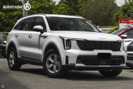 White 2025 Kia Sorento Wagon S 7 Seat