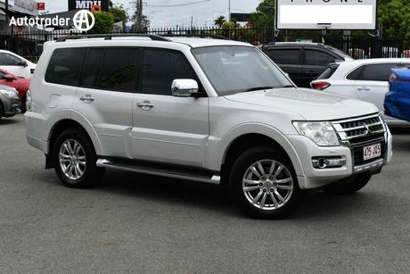 White 2014 Mitsubishi Pajero Wagon Gls Lwb (4X4)