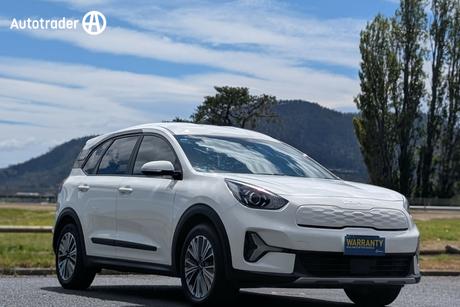 White 2022 Kia Niro Wagon Phev S (Hybrid)