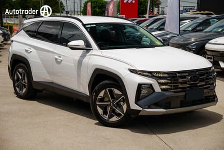 White 2025 Hyundai Tucson Wagon Elite Hybrid (Awd)