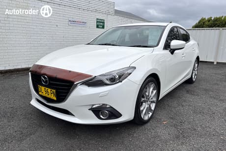 White 2016 Mazda 3 Sedan Sp25 Gt