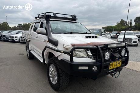 White 2012 Toyota Hilux Dual Cab Pick-up Sr (4X4)