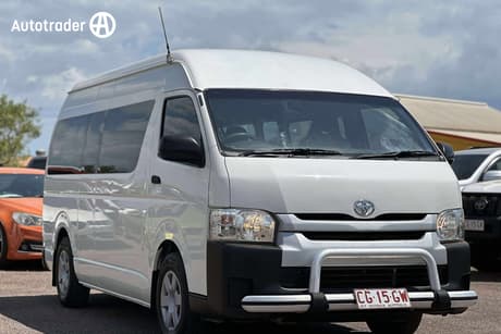 White 2016 Toyota HiAce Bus Commuter