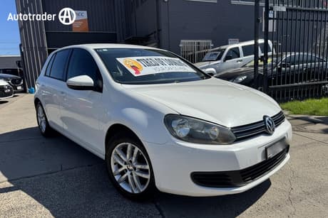 White 2012 Volkswagen Golf Hatchback 103 Tdi Comfortline