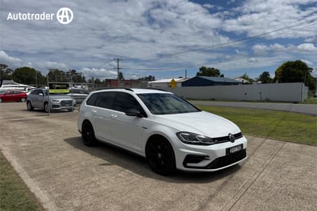 White 2017 Volkswagen Golf Wagon R Grid Edition