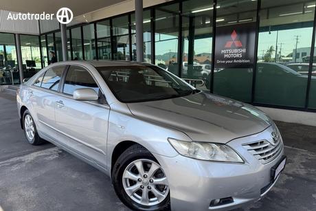 Silver 2008 Toyota Camry Sedan Ateva