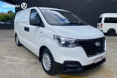 White 2019 Hyundai Iload Van 3S Liftback