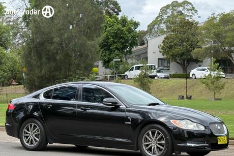 Black 2010 Jaguar XF Sedan 3.0 V6 Luxury