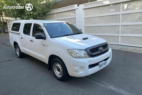 White 2011 Toyota Hilux Dual Cab Pick-up Sr