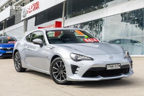 Silver 2016 Toyota 86 Coupe Gt