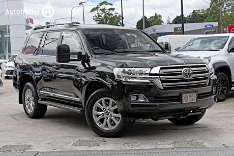 Black 2016 Toyota Landcruiser Wagon Sahara (4X4)