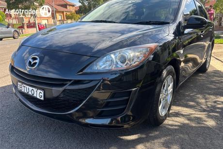 Black 2010 Mazda 3 Hatchback Neo