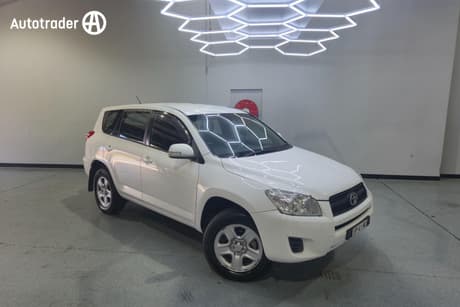 White 2011 Toyota RAV4 Wagon Cv (2Wd)