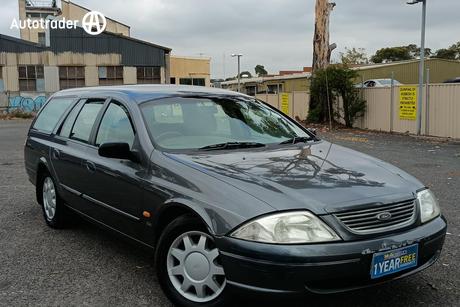 Grey 2000 Ford Falcon Wagon Forte