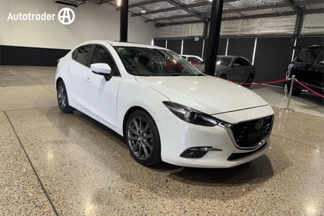 White 2018 Mazda 3 Sedan Sp25 Astina