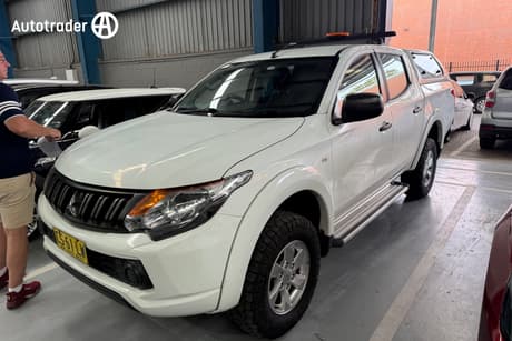White 2018 Mitsubishi Triton Dual Cab Utility Glx Plus (4X4)