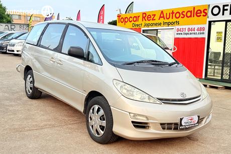 Beige 2005 Toyota Tarago Wagon Gli