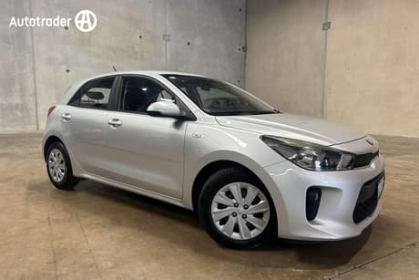 Silver 2018 Kia RIO Hatchback S