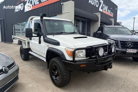 White 2008 Toyota Landcruiser Cab Chassis Workmate (4X4)