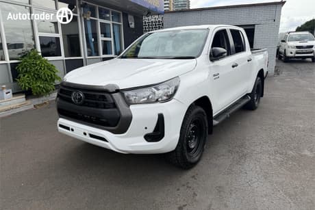2022 Toyota Hilux Sr (4X4) Gun126R
