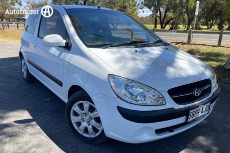White 2010 Hyundai Getz Hatchback S