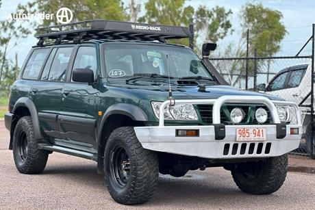 Green 2003 Nissan Patrol Wagon St-L (4X4)