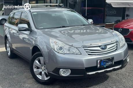 Silver 2009 Subaru Outback Wagon 2.5I