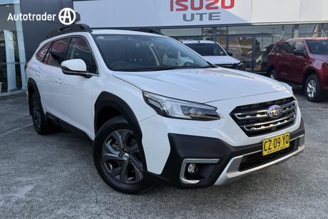 White 2021 Subaru Outback Wagon Awd