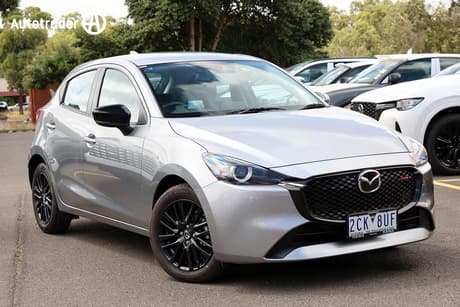 Silver 2025 Mazda Mazda2 Hatchback G15 Evolve